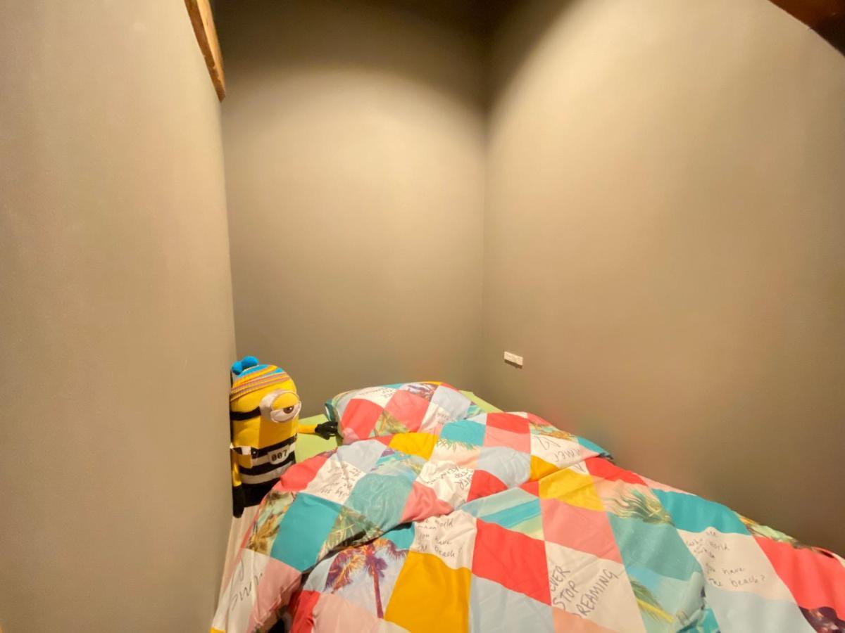Hotel Jungle Fun Fun أوساكا المظهر الخارجي الصورة